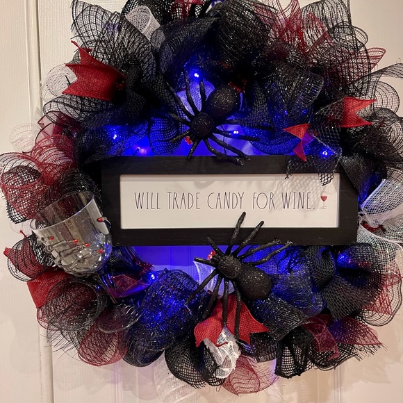 RAE DUNN SPOOKY & FUNNY HALLOWEEN WREATH “Will Trade Candy for WINE!!” - Picture 11 of 12